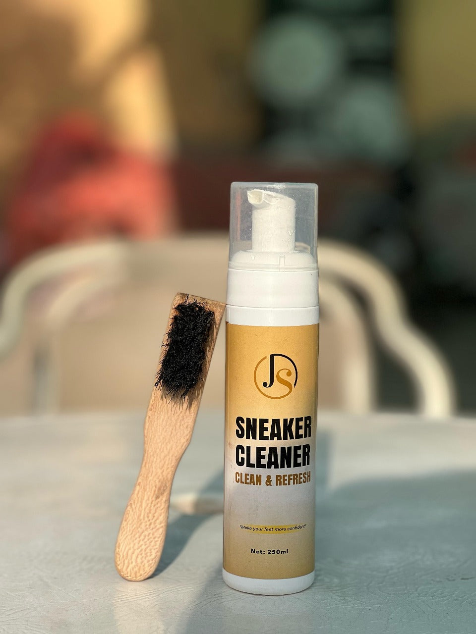 JS Sneaker Cleaner, Front