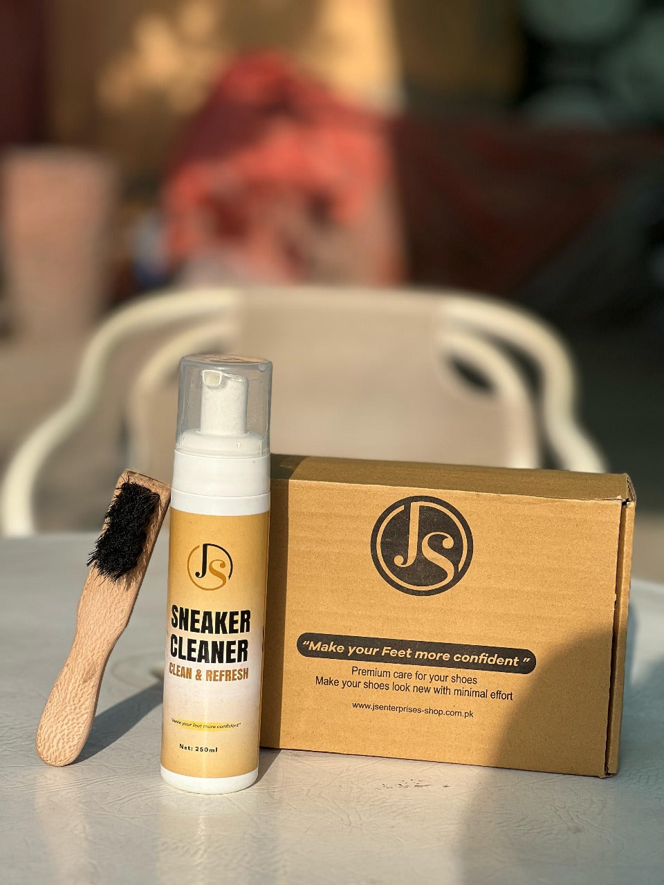 JS Sneaker Cleaner, Mid Full